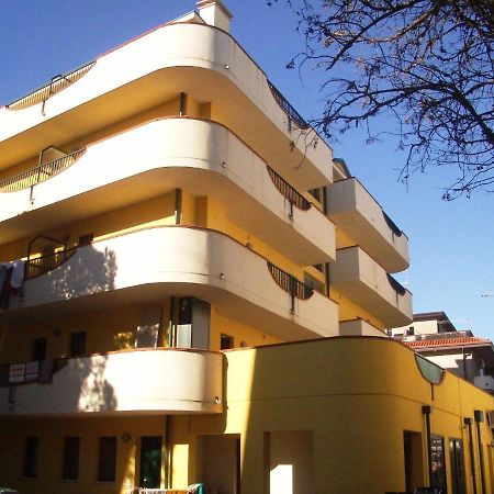 Residence Mediterraneo Caorle Exterior foto