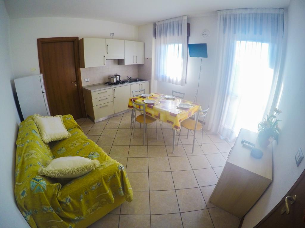 Residence Mediterraneo Caorle Habitación foto