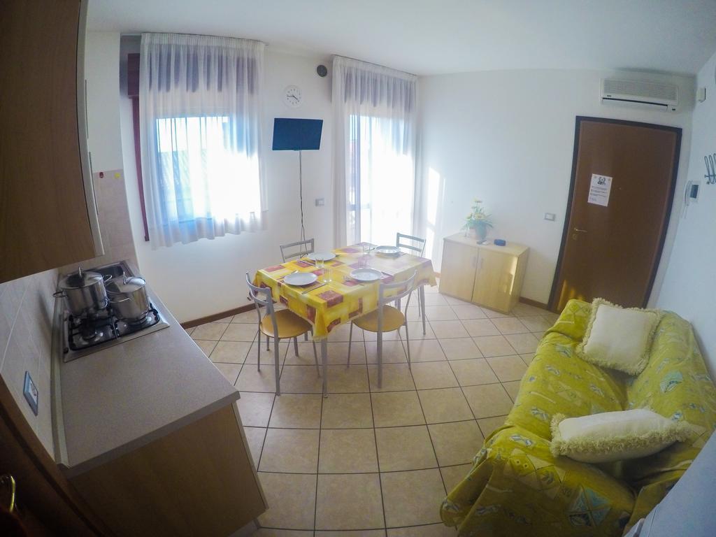 Residence Mediterraneo Caorle Habitación foto